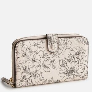 NWT Vera Bradley Leather Lg Tab Wallet - Bloom Cottage Cream